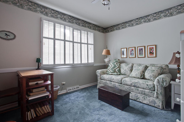 325 Birkdale Road Lake Bluff, IL 60044 - Photo 17 of 25 Gallery Image 17
