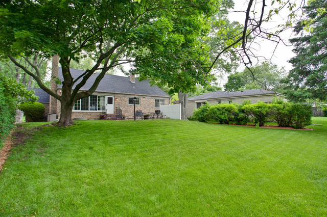 325 Birkdale Road Lake Bluff, IL 60044 - Photo 24 of 25 Gallery Image 24