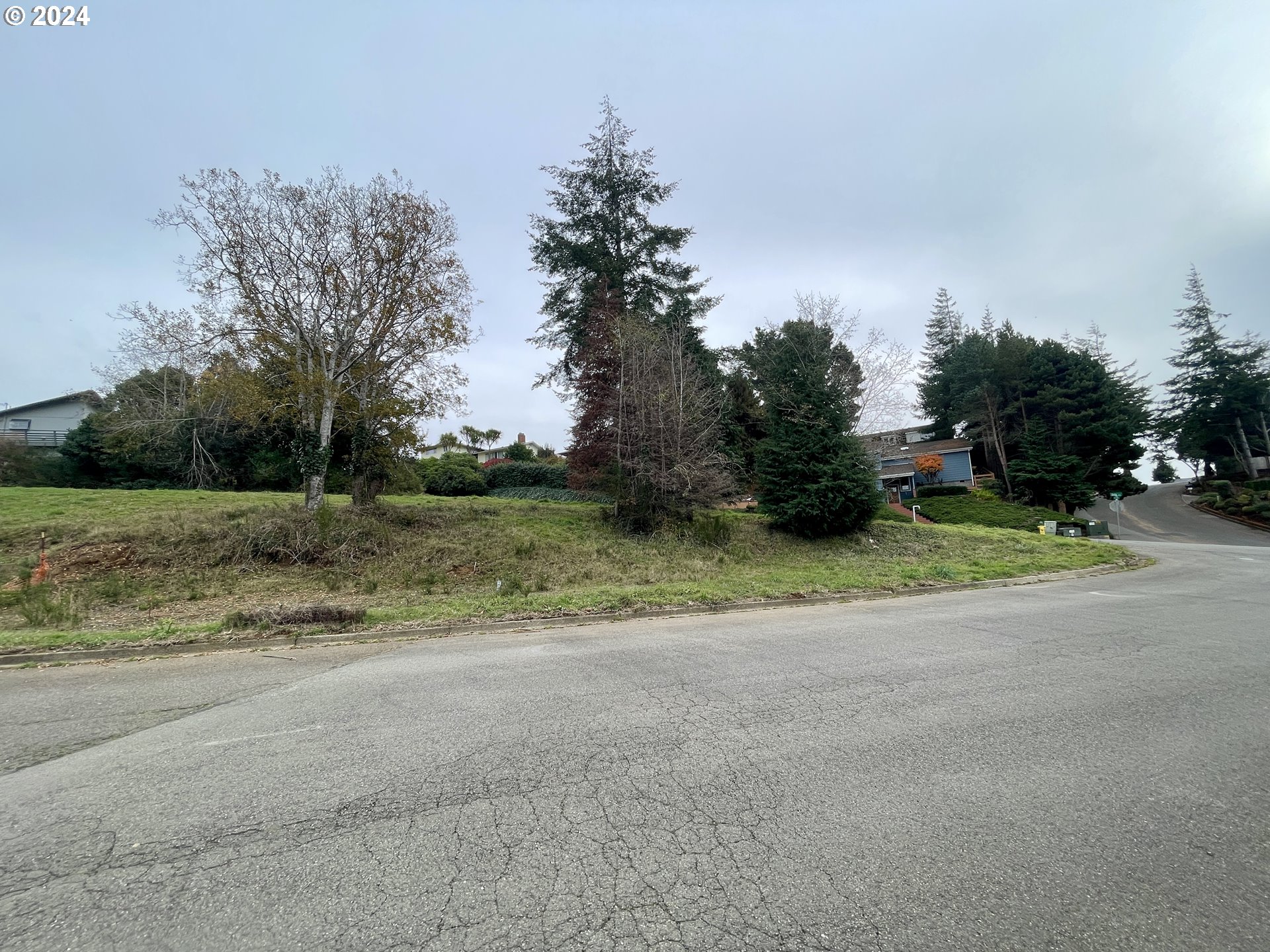 7th Road Coos Bay, OR 97420 - Photo 3 of 30 Gallery Image 3