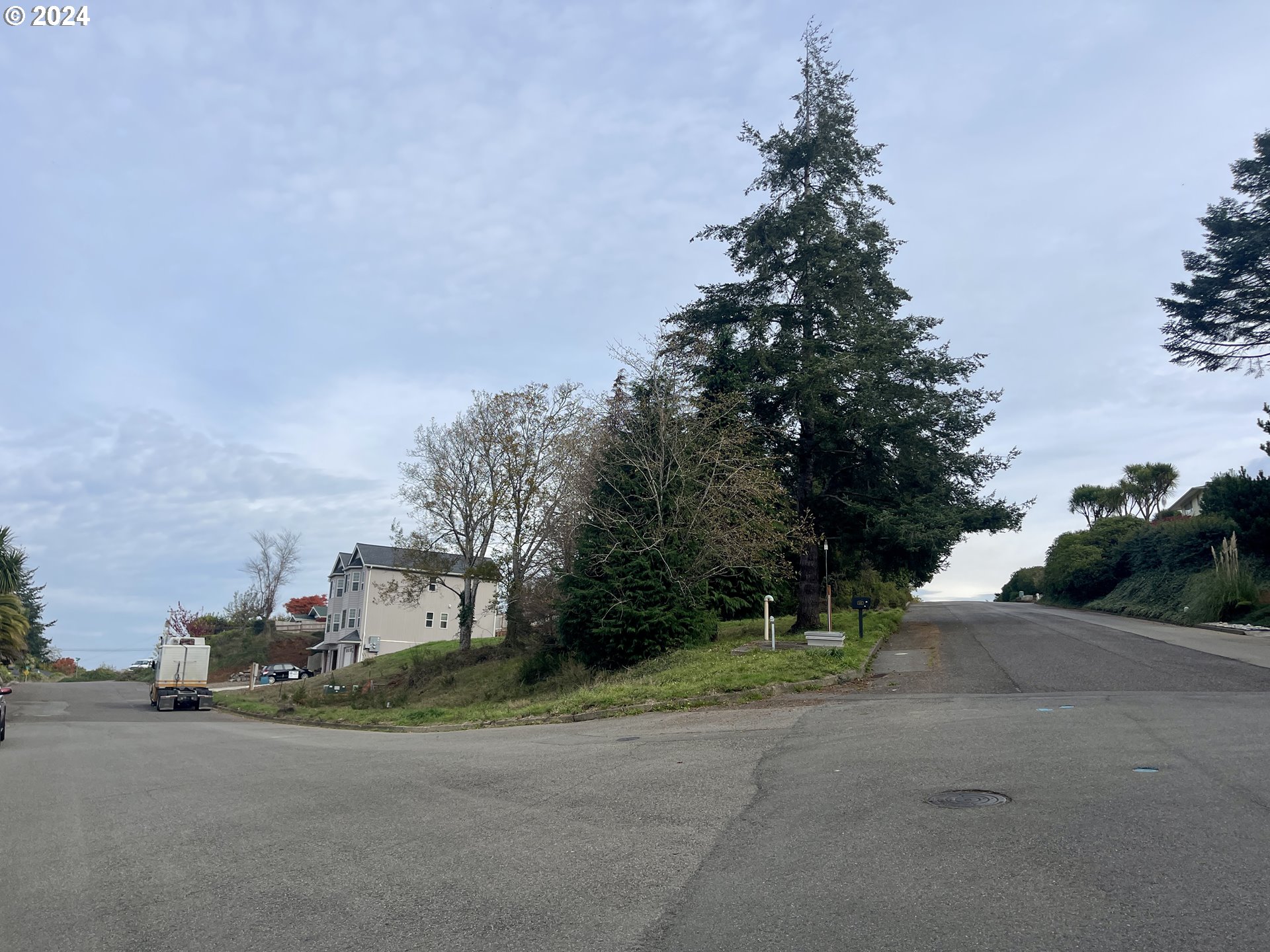 7th Road Coos Bay, OR 97420 - Photo 6 of 30 Gallery Image 6
