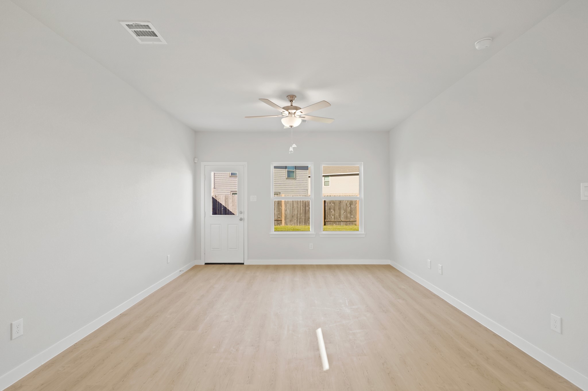 325 Bennett Street Angleton, TX 77515 - Photo 18 of 27