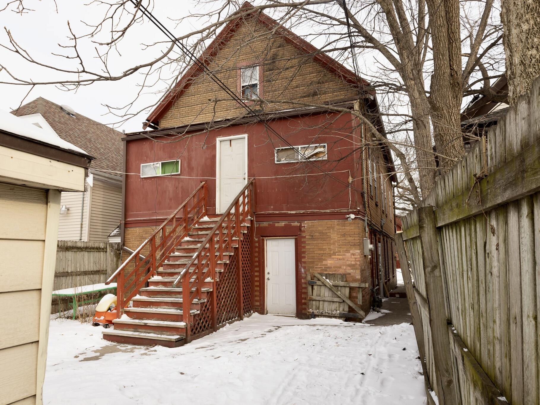 2339 South 9th Street Milwaukee, WI 53215 - Photo 6 of 7 2339 S 9th St 6