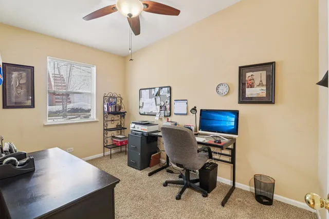 $260,000 | 11 Highview Avenue, Fox Lake, IL 60020