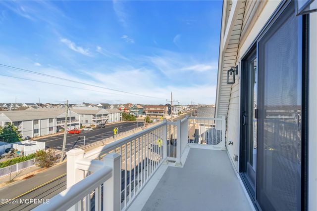 $1,595,000 | 28 3rd Avenue, Seaside Heights, NJ 08751