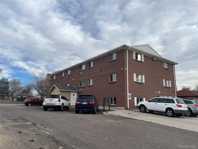 $895 | 1676 Hanover Street, Unit 304, Aurora, CO 80010