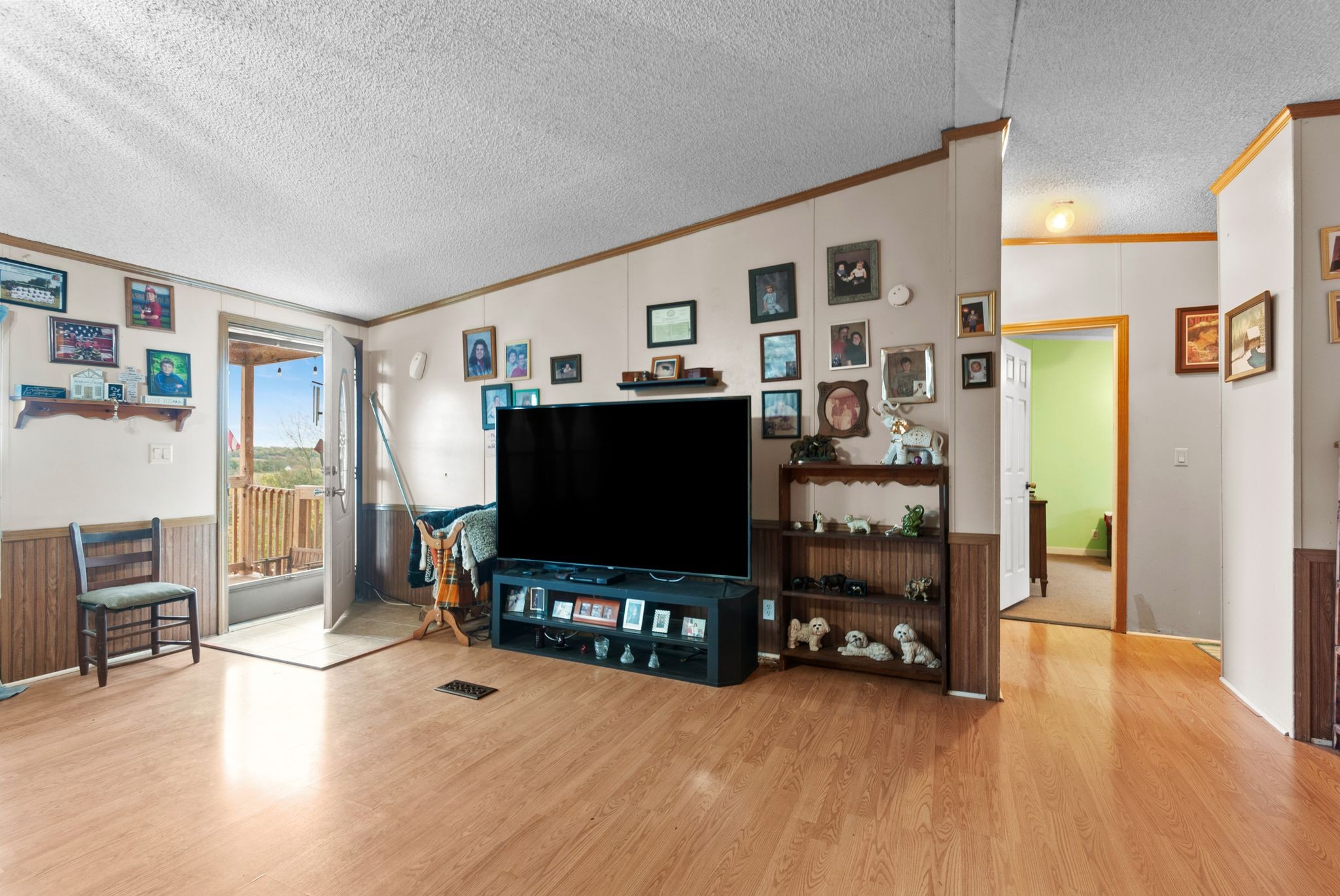 3300 Fishing Ford Road Petersburg, TN 37144 - Photo 13 of 30 a living room with furniture and a flat screen tv