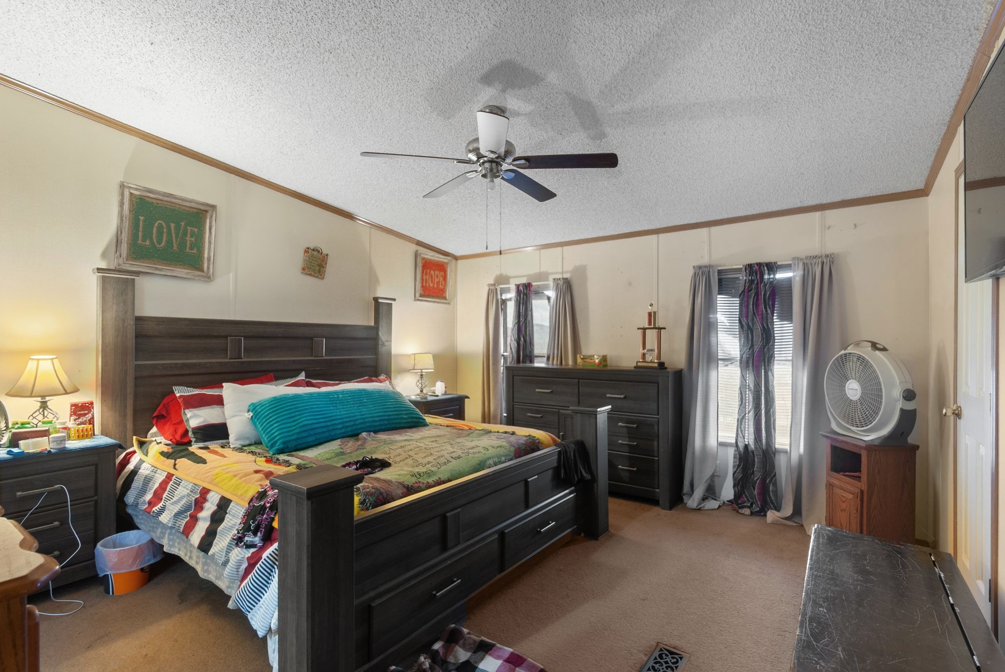 3300 Fishing Ford Road Petersburg, TN 37144 - Photo 20 of 30 a living room with furniture and a fireplace