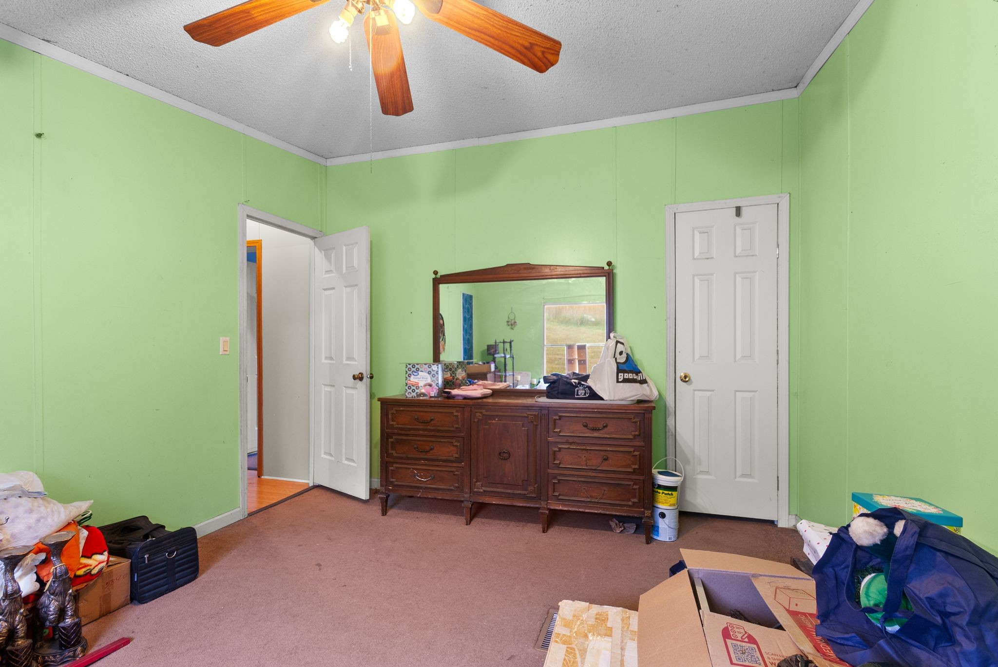 3300 Fishing Ford Road Petersburg, TN 37144 - Photo 27 of 30 a room with furniture and a mirror