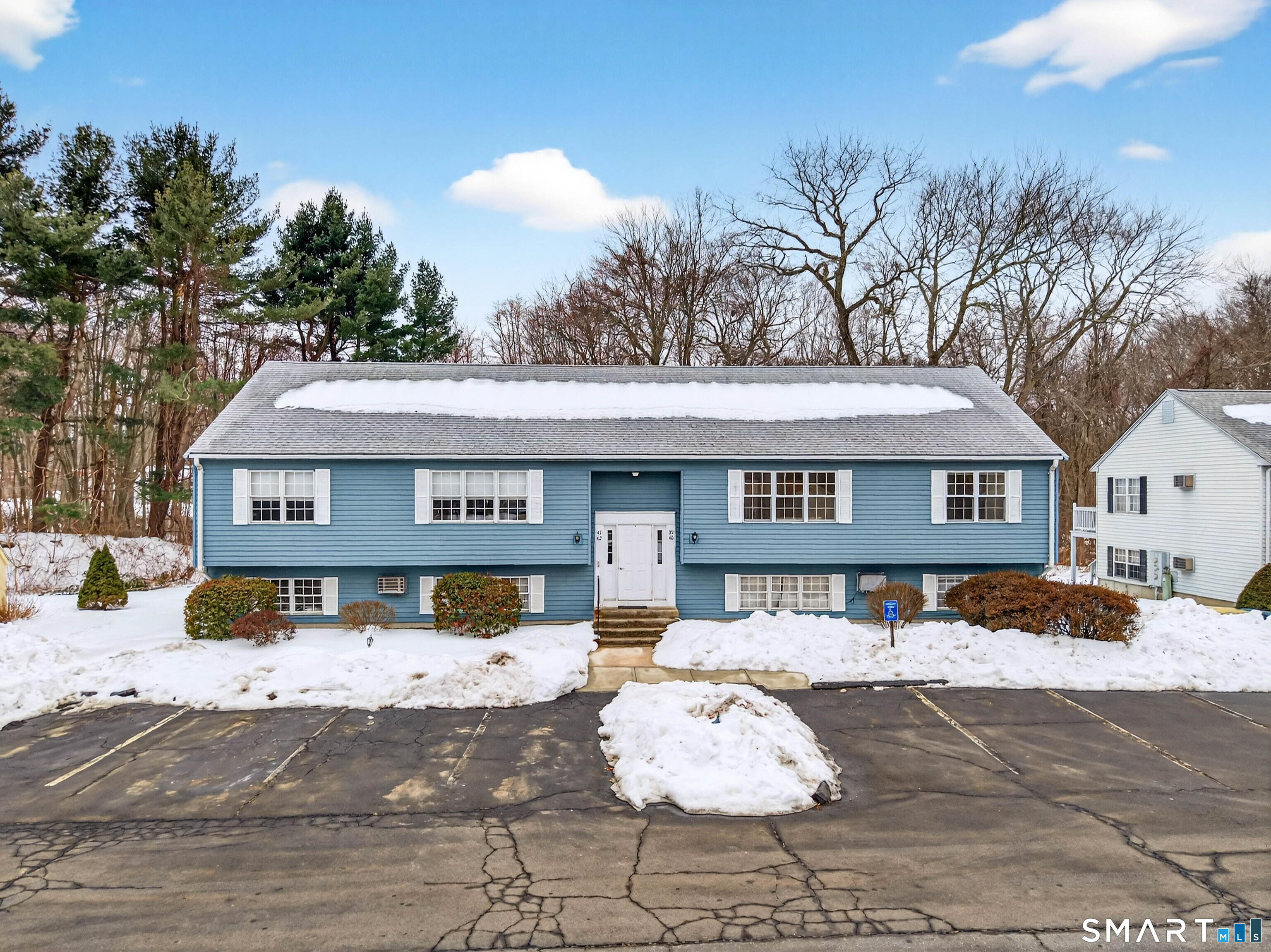 39 Founders Village, Unit 39 Clinton, CT 06413 - Photo 1 of 32