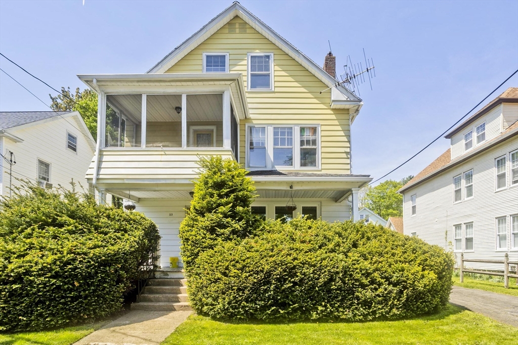 53 Calumet Road Holyoke, MA 01040 - Photo 1 of 24
