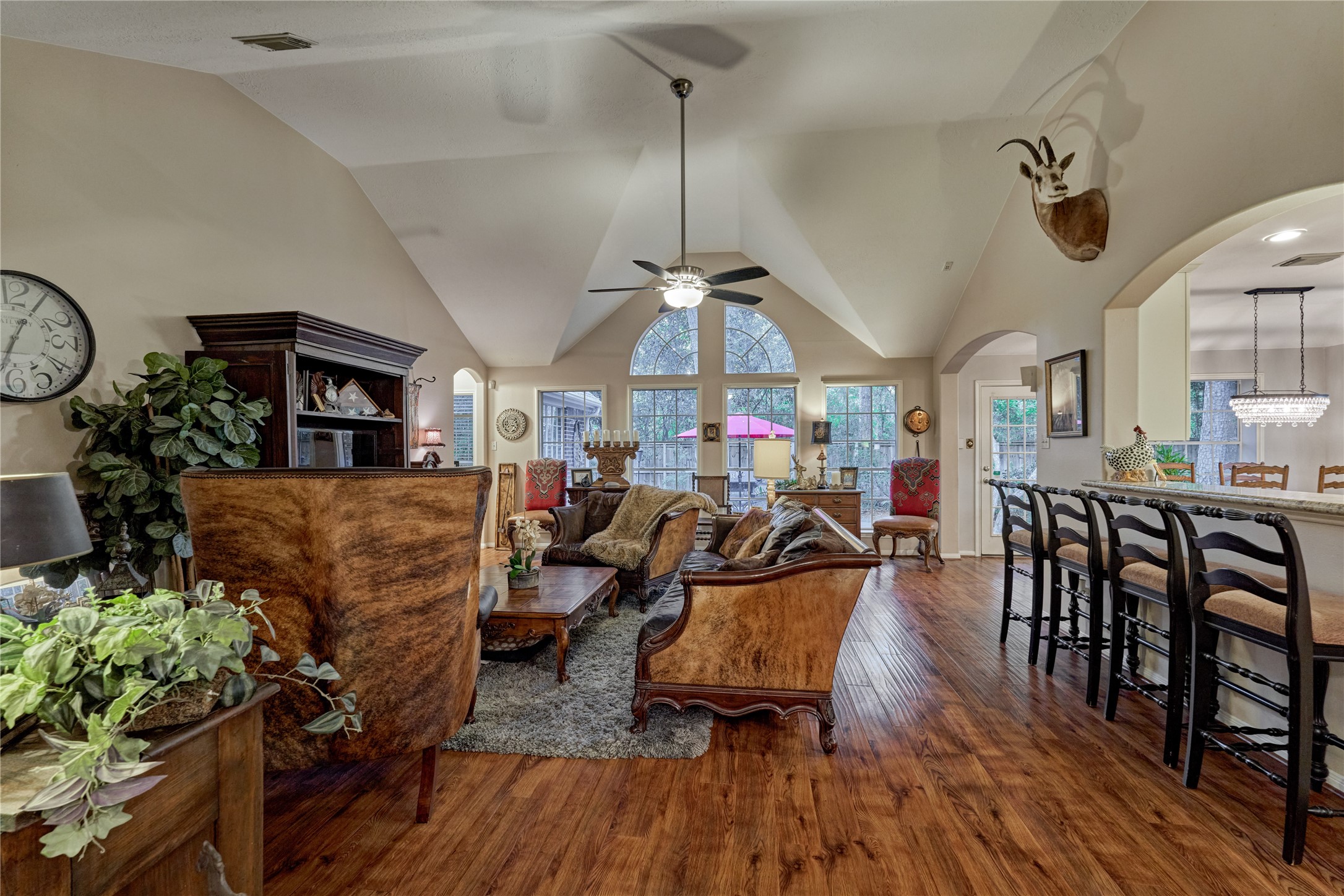 119 North Rambling Ridge Place The Woodlands, TX 77385 - Photo 19 of 50 Gallery Image 19