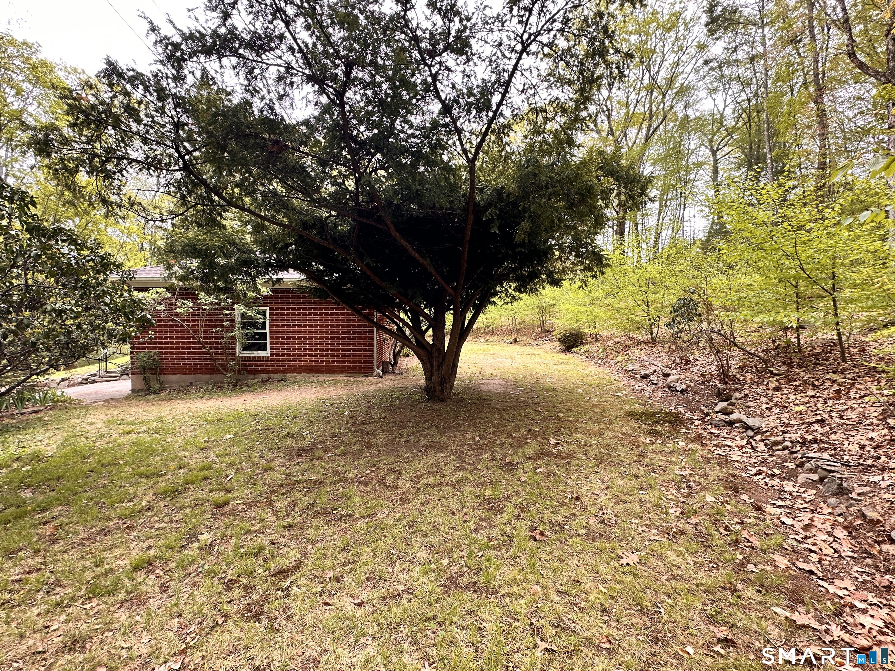 5 Old Town Road Seymour, CT 06483 - Photo 3 of 40