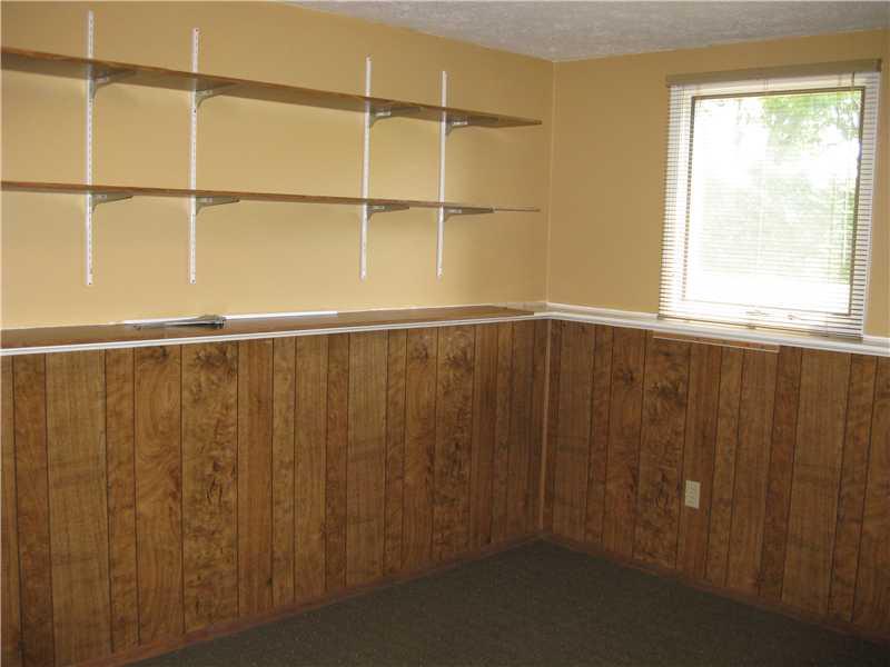 128 E Road Pittsburgh, PA 15209 - Photo 19 of 25 Den.