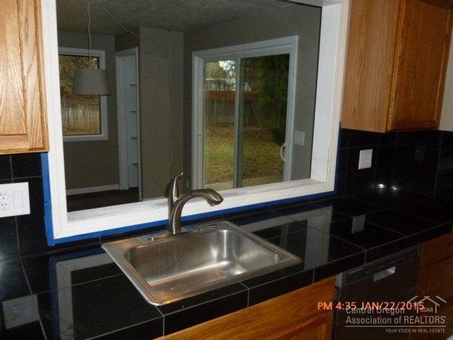2822 Northeast Shepard Road Bend, OR 97701 - Photo 5 of 25 Additional Photo