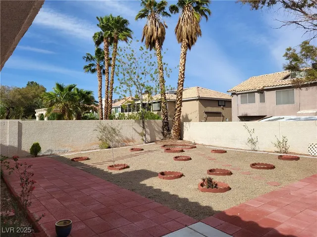$2,275 | 3655 Starship Lane, Las Vegas, NV 89147