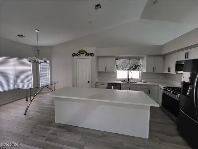 $2,275 | 3655 Starship Lane, Las Vegas, NV 89147