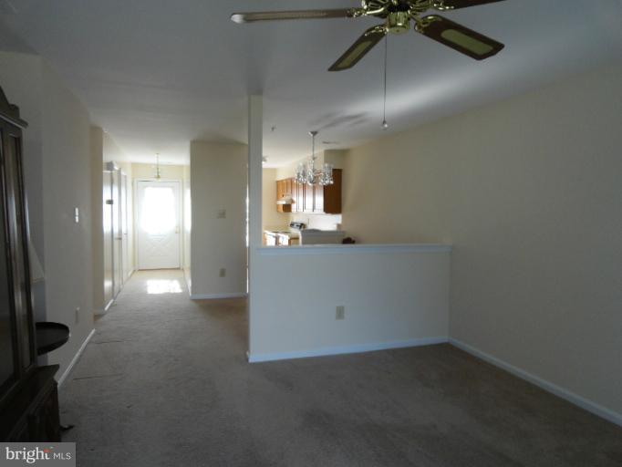9262 Cherry Lane, Unit 41 Laurel, MD 20708 - Photo 12 of 24 Living Room