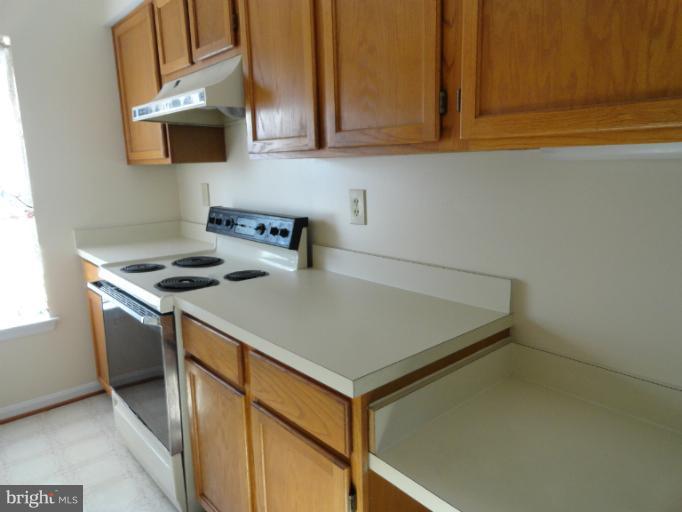 9262 Cherry Lane, Unit 41 Laurel, MD 20708 - Photo 18 of 24 Kitchen