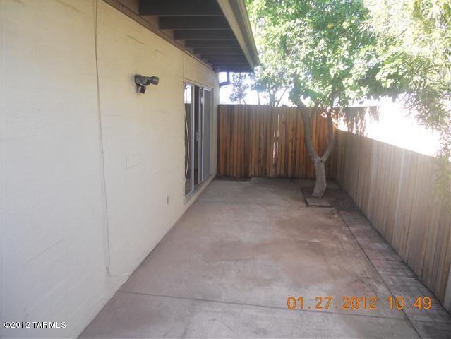 2525 East Prince Road, Unit 25 Tucson, AZ 85716 - Photo 11 of 12