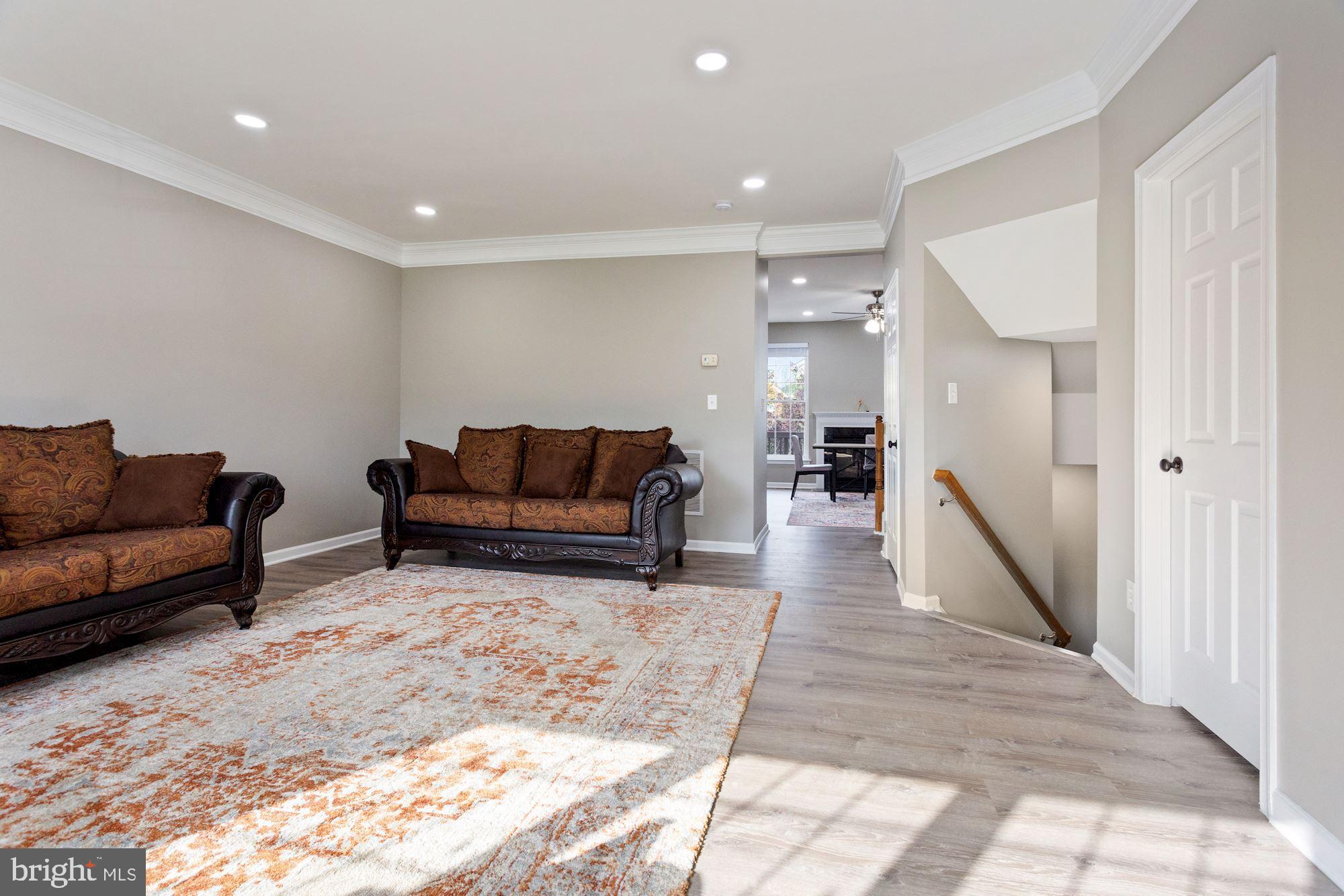 25272 McIntyre Square South Riding, VA 20152 - Photo 3 of 51 Living and Dining Rooms
