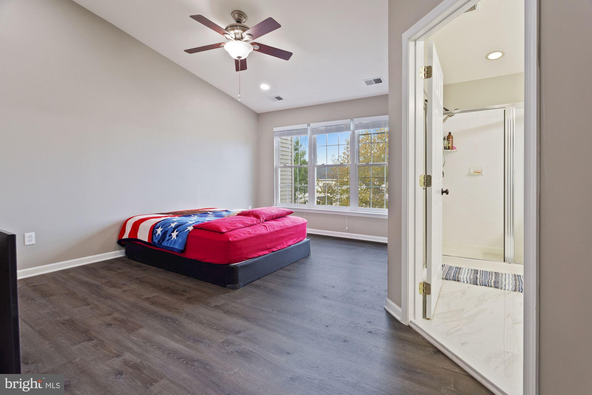 25272 McIntyre Square South Riding, VA 20152 - Photo 21 of 51 Primary Bedroom