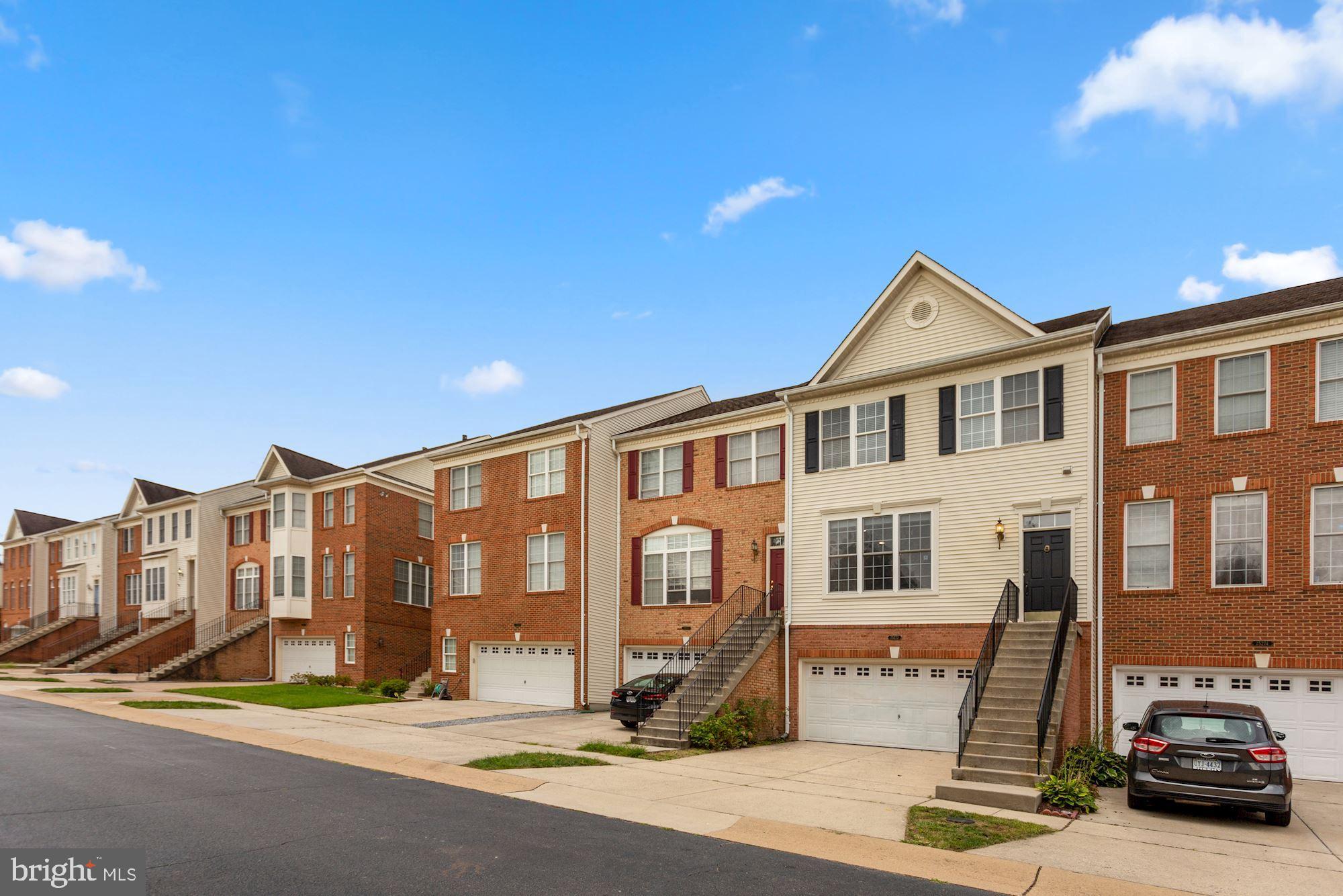 25272 McIntyre Square South Riding, VA 20152 - Photo 48 of 51 Beautiful Updated Two Car Garage Town Home