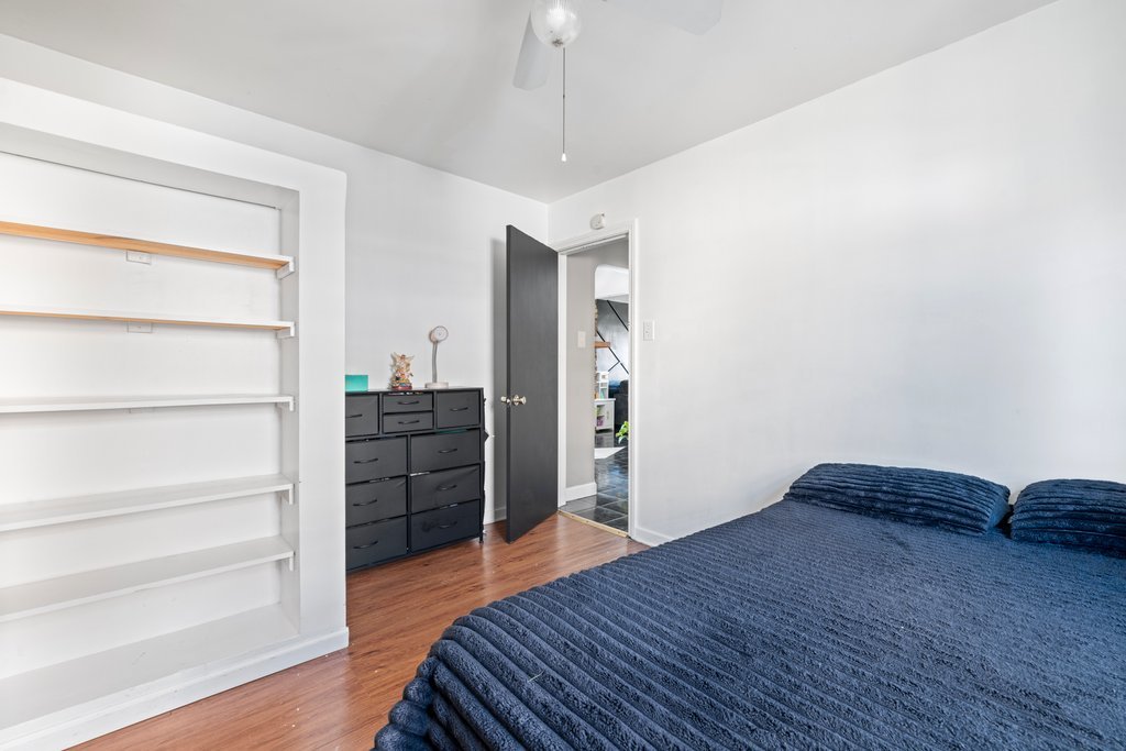 3737 West 70th Street Chicago, IL 60629 - Photo 17 of 37