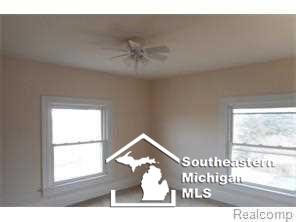 1099 Hubbard Road Monroe, MI 48161 - Photo 8 of 11