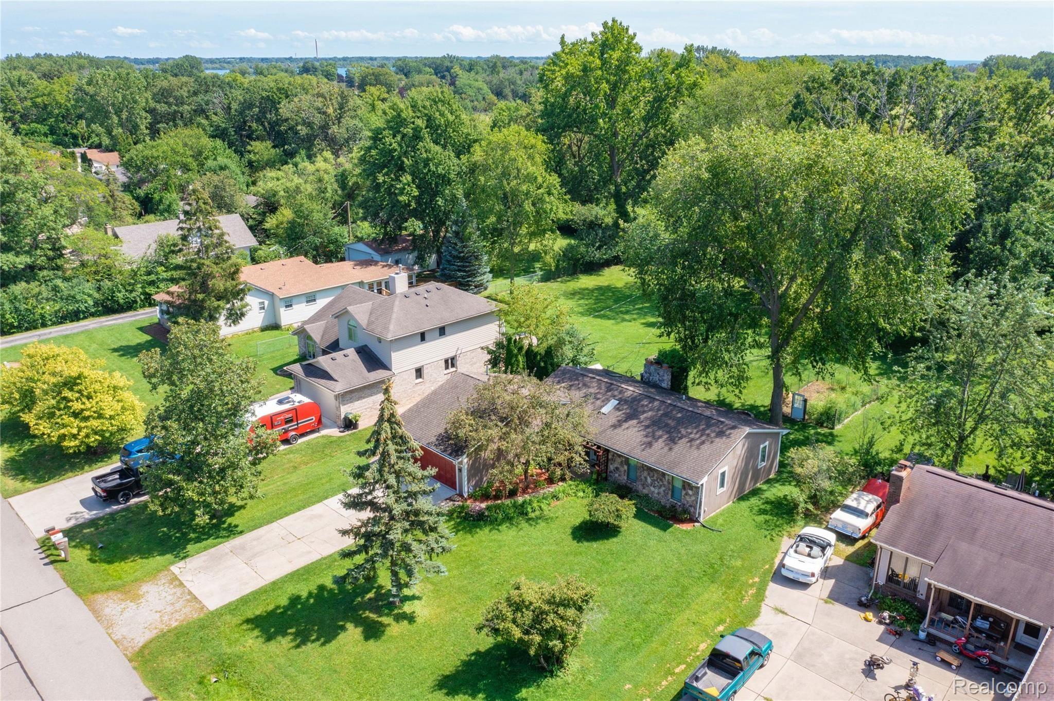 8653 Lake Road Grosse Ile, MI 48138 - Photo 33 of 34 8653 Lake Rd, Grosse Ile