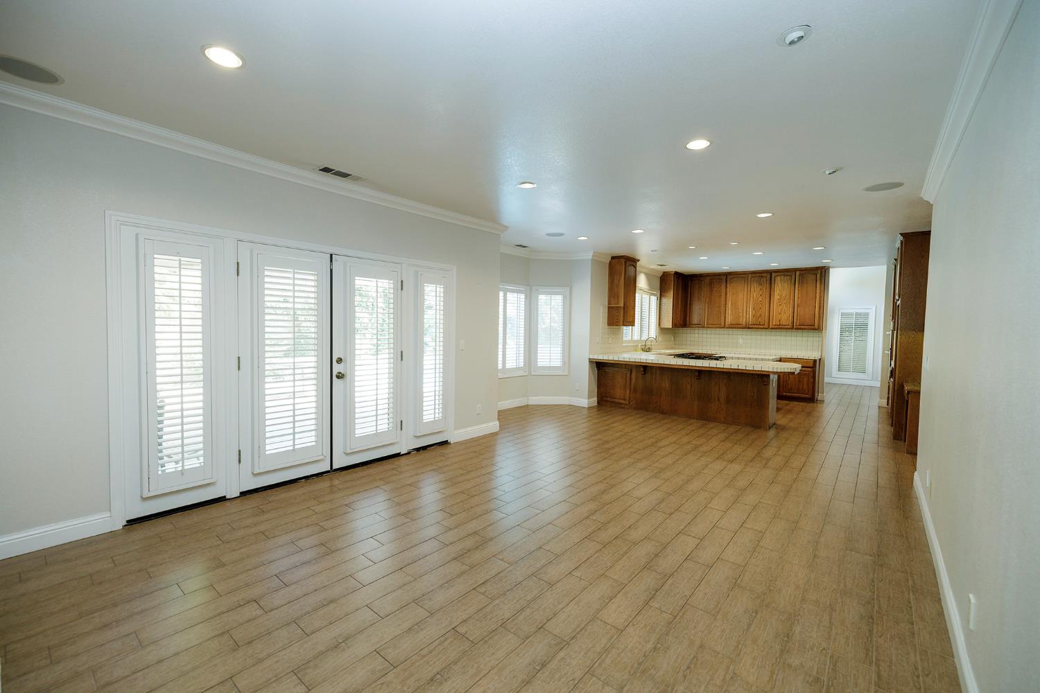2708 Lake Front Court Modesto, CA 95355 - Photo 15 of 56