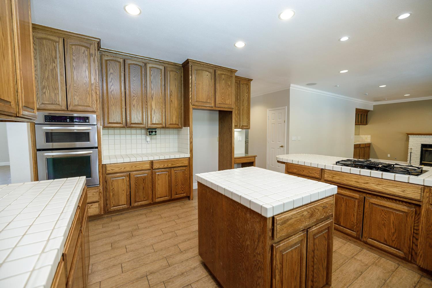 2708 Lake Front Court Modesto, CA 95355 - Photo 18 of 56