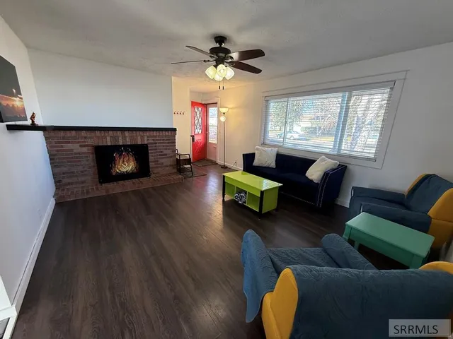 $370,000 | 2013 Westbrook Street, Idaho Falls, ID 83402