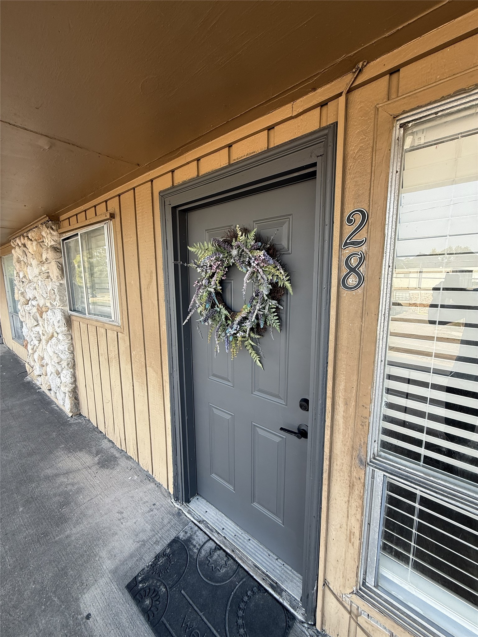 1529 Wirt Road, Unit 28 Houston, TX 77055 - Photo 3 of 20 Gallery Image 3
