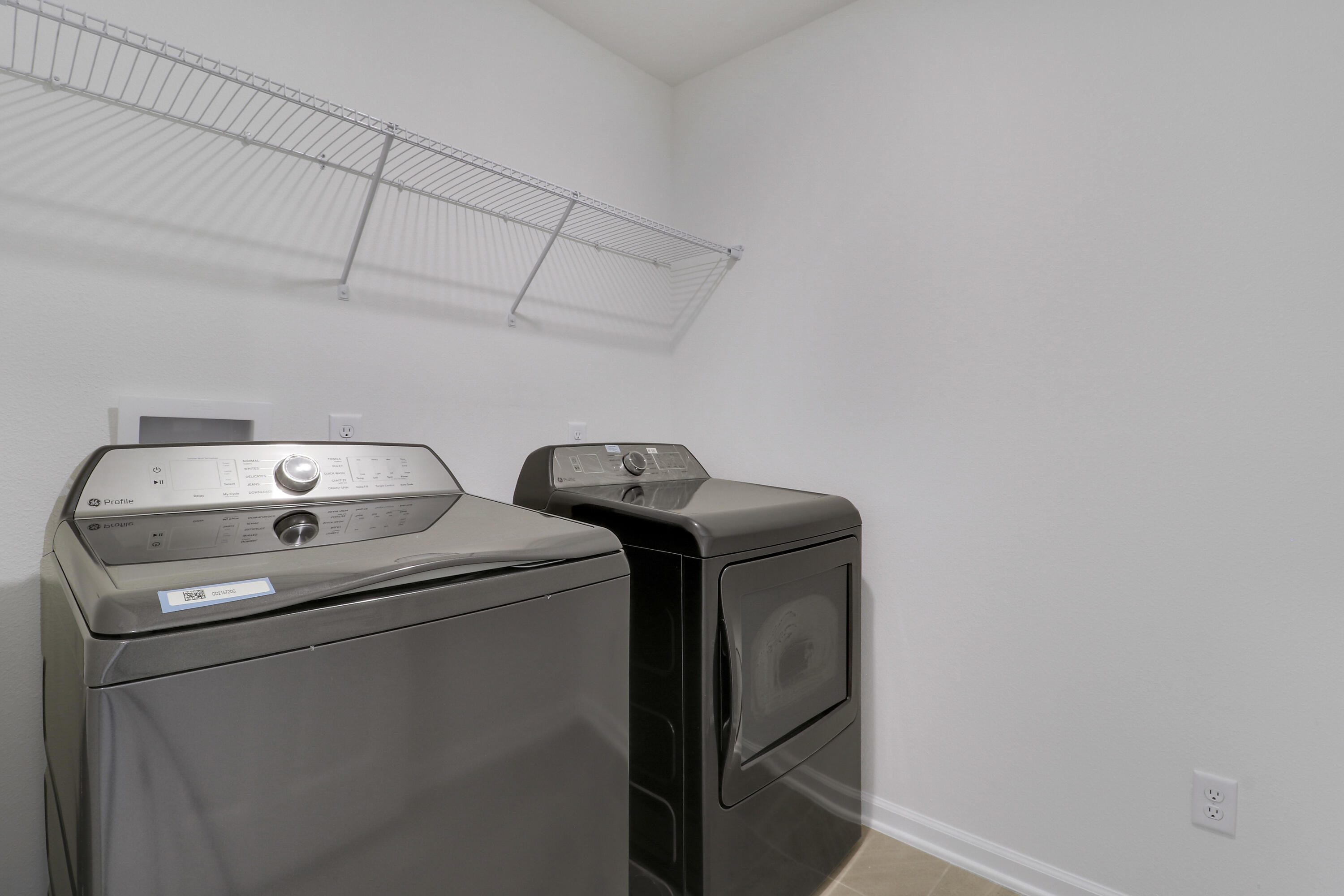 65 Signet Circle Flagler Beach, FL 32136 - Photo 17 of 21 Laundry Room