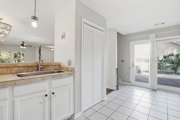 $425,000 | 36 Sandy Pointe Drive, Bluffton, SC 29910