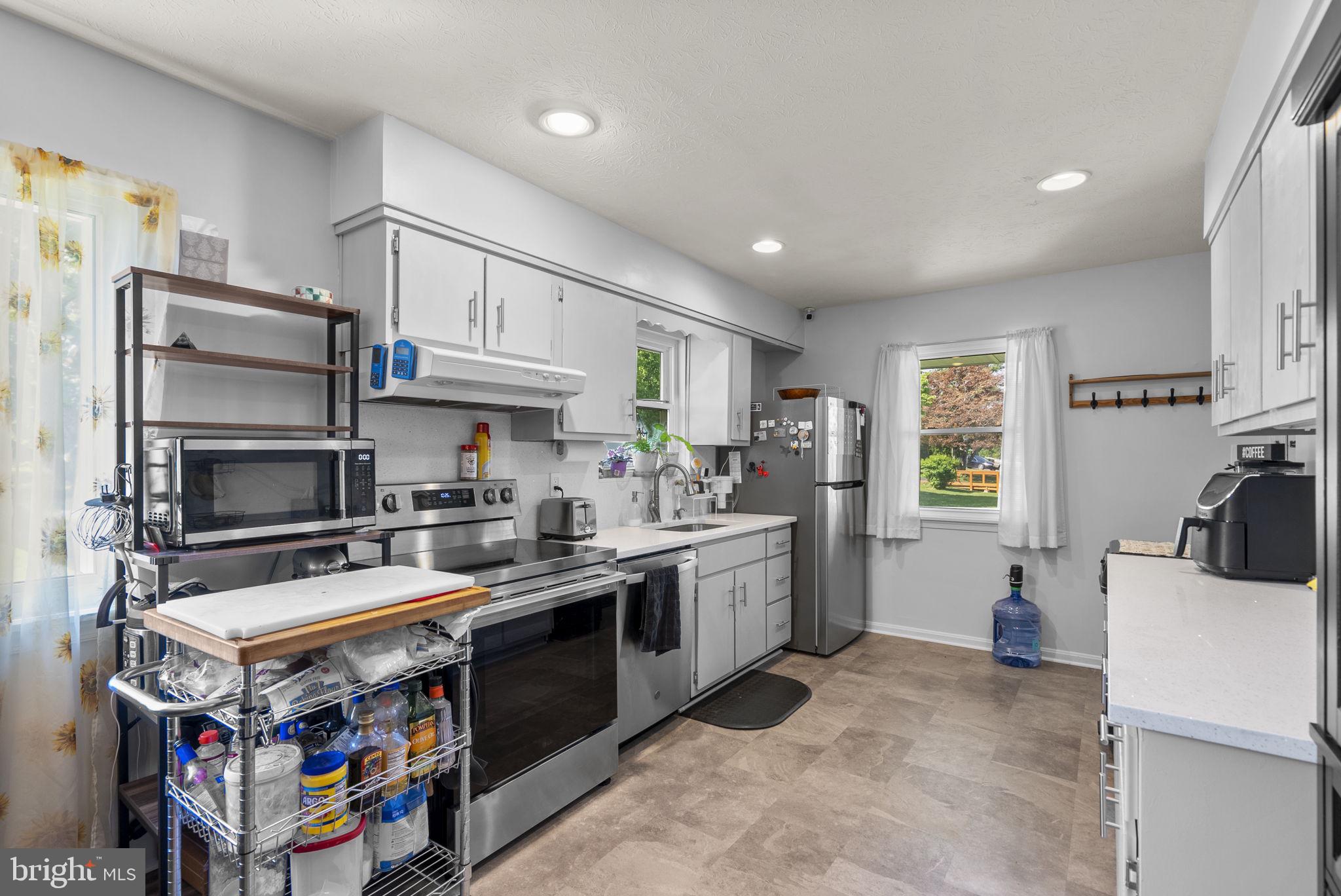 7301 Chrome Mine Road Gaithersburg, MD 20882 - Photo 12 of 45