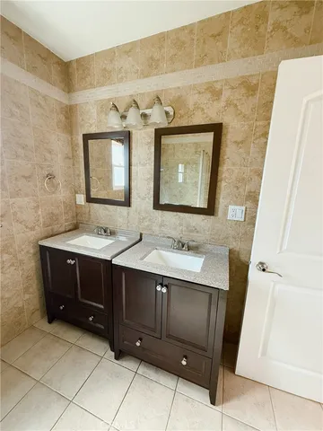 $3,500 | 410 North Adams Street, Glendale, CA 91206