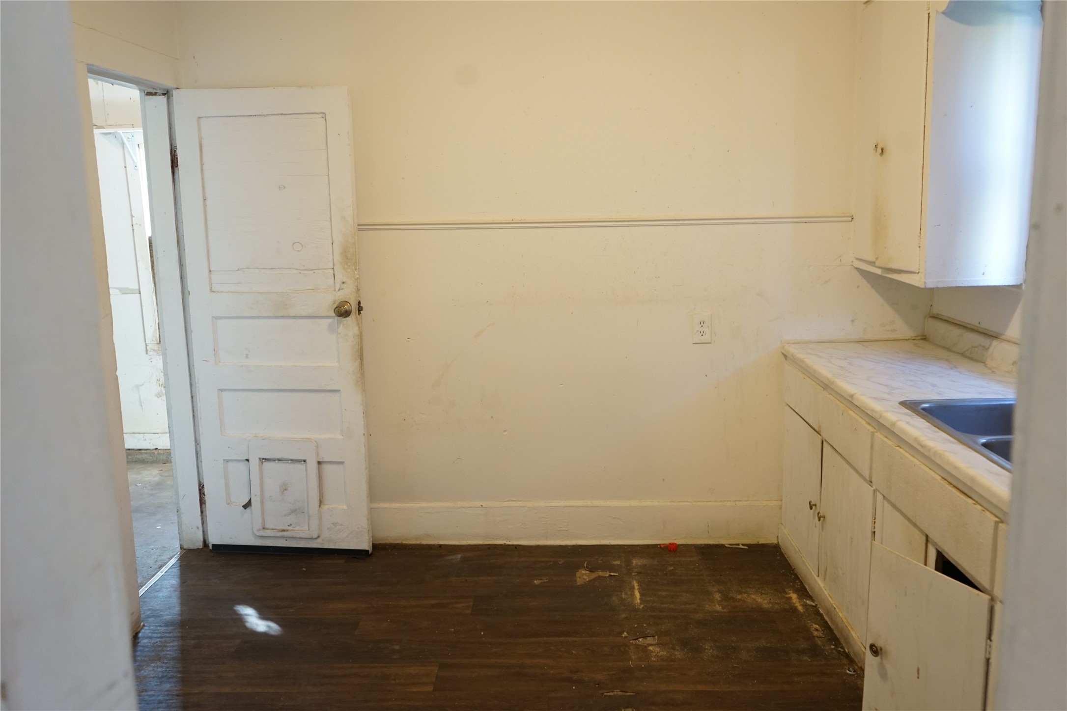1419 Leaman Avenue Rosenberg, TX 77471 - Photo 12 of 17 a view of utility room