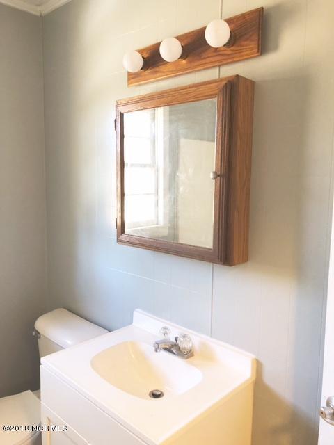 1949 Woodyard Road Riegelwood, NC 28456 - Photo 14 of 16 Bathroom