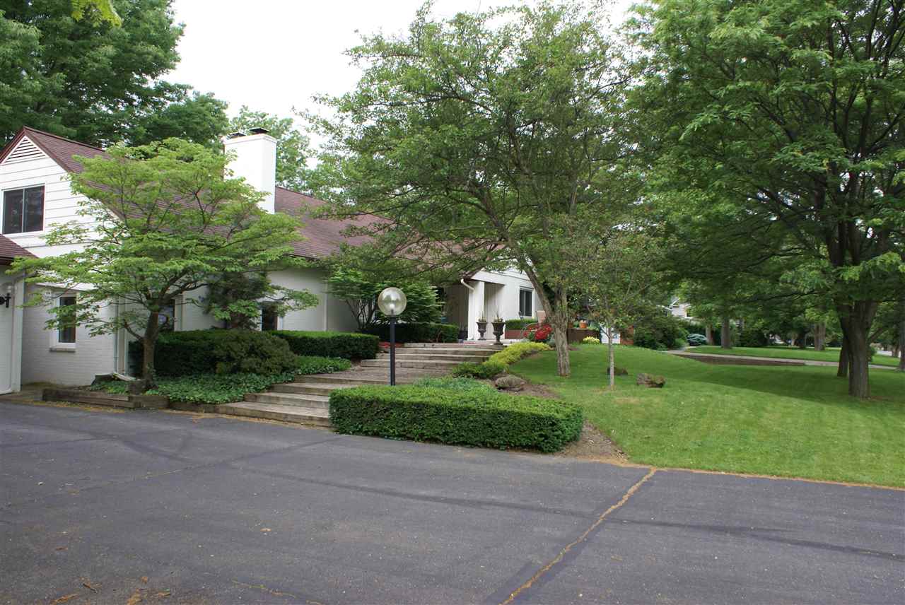 3101 West Petty Road Muncie, IN 47304 - Photo 1 of 30