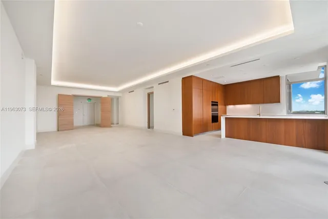 $20,000 | 515 Valencia Avenue, Unit 703, Coral Gables, FL 33134