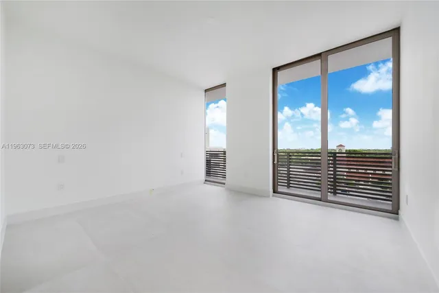 $20,000 | 515 Valencia Avenue, Unit 703, Coral Gables, FL 33134