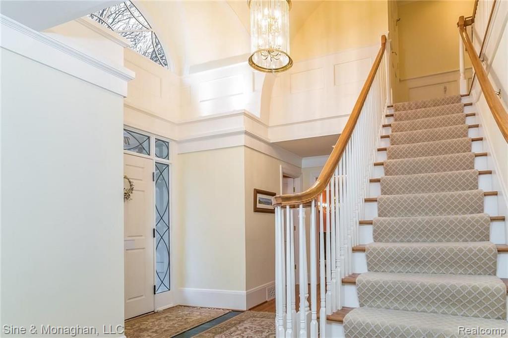 24 Warner Road Grosse Pointe Farms, MI 48236 - Photo 5 of 56
