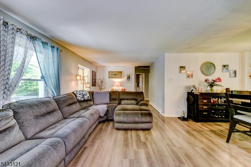 77 Marion Avenue Butler, NJ 07405 - Photo 13 of 46