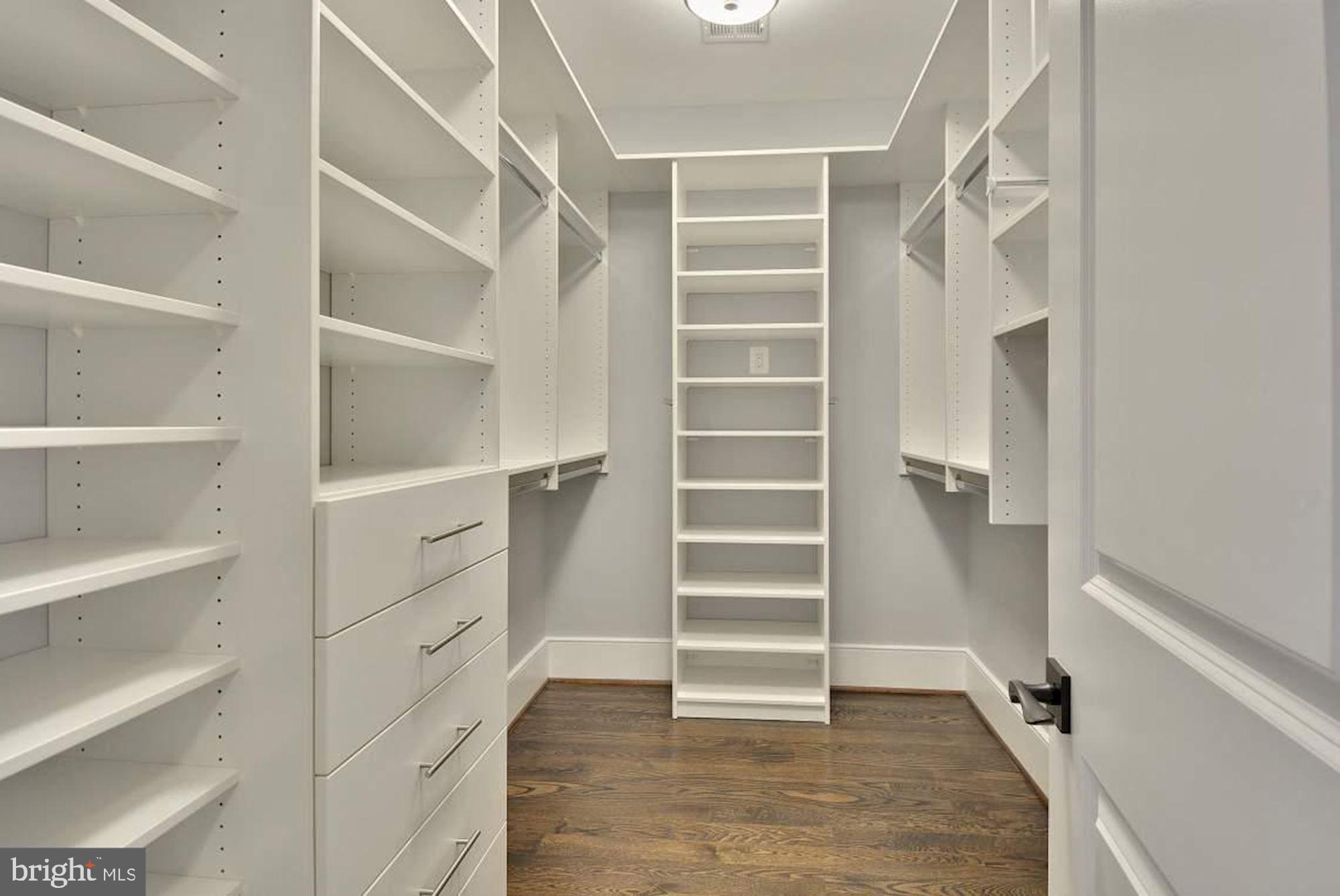 7829 Aberdeen Road Bethesda, MD 20814 - Photo 18 of 30 Primary Walk-In Closet