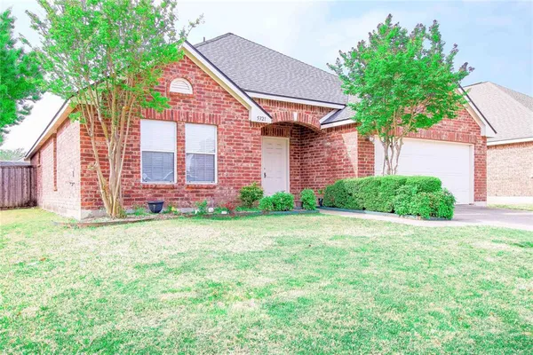 $360,000 | 5321 Comanche Wells Drive, McKinney, TX 75071