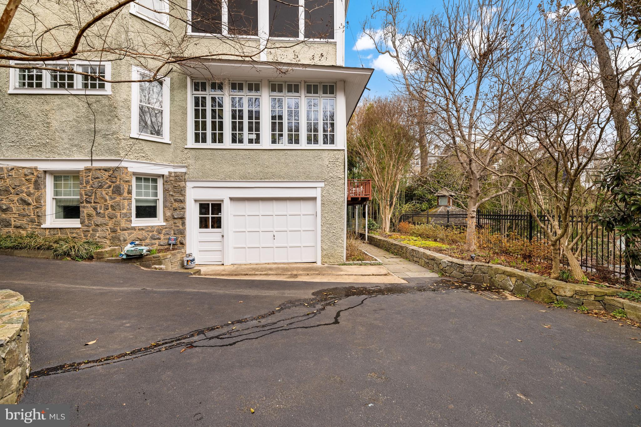 3411 33rd Place Northwest Washington, DC 20008 - Photo 18 of 36