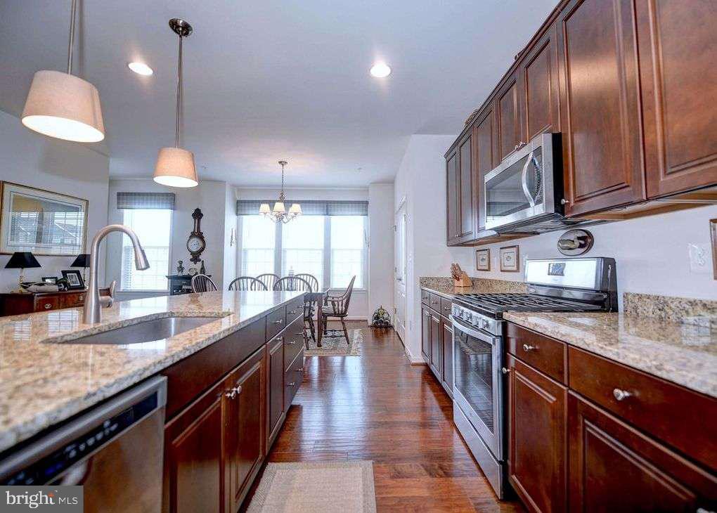 948 Ramble Run Road Baltimore, MD 21220 - Photo 5 of 25