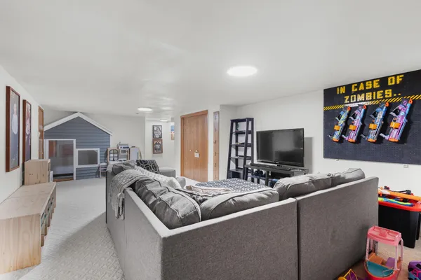 $399,900 | 2310 Graceland Court, Oshkosh, WI 54904