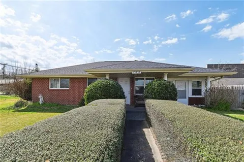 $210,000 | 15457 River Road, Hahnville, LA 70057